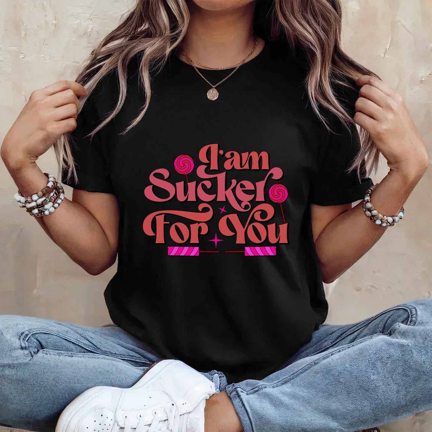 Tricou dama din bumbac 100% cu mesaje si citate vibrante SUCKER FOR YOU